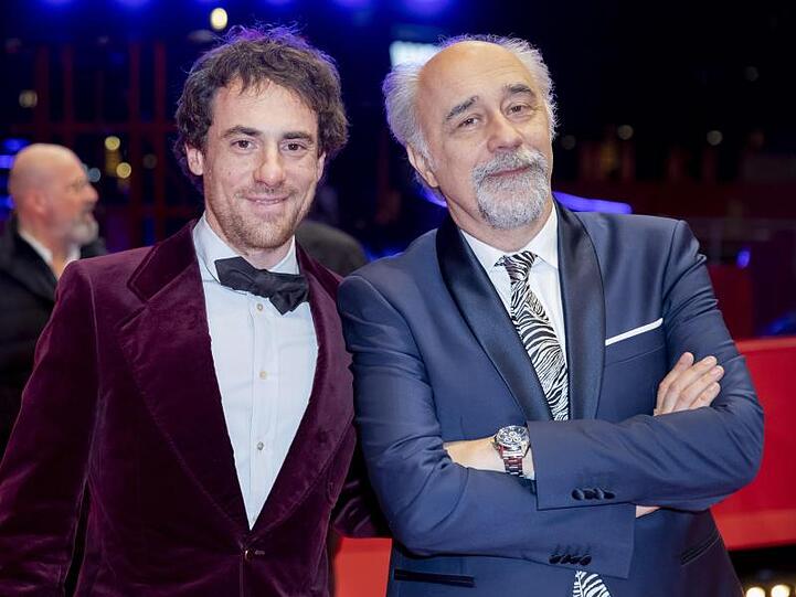 Schauspieler Elio Germano (l) und Regisseur Giorgio Diritti auf der Berlinale.