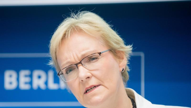Petra Michaelis, bisherige Berliner Landeswahlleiterin, stellt nach zahlreichen Pannen bei der Wahl am vergangenen Sonntag ihr Amt zur Verfügung.