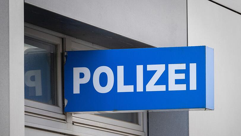 Die Polizei steht im Austausch mit der Staatsanwaltschaft und dem Veterinäramt. (Symbolbild)