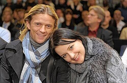 Anatoliy Tymoshchuk, hier mit seiner Frau, fühlt sich inzwischen wohl in München.