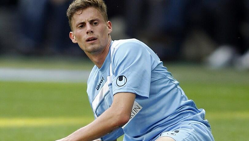 Mit einem schönen Schlenzer gelang Sandro Kaiser das 1:0 gegen Testspiel-Gegner Sonthofen. Mit einem schönen Schlenzer gelang Sandro Kaiser das 1:0 gegen Testspiel-Gegner Sonthofen.