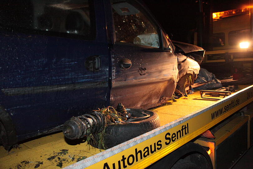 Unfall auf der A 92 bei Freising. Die Bilder.