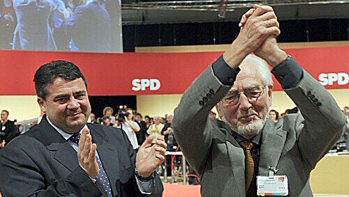 Gabriel applaudiert Eppler Gabriel applaudiert Eppler