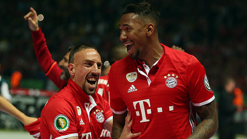 Wollen bald wieder gemeinsam auf dem Platz jubeln: Die Bayern-Stars Franck Ribéry (links) und Jérôme Boateng.