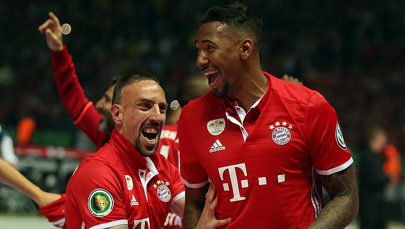 Wollen bald wieder gemeinsam auf dem Platz jubeln: Die Bayern-Stars Franck Ribéry (links) und Jérôme Boateng. Wollen bald wieder gemeinsam auf dem Platz jubeln: Die Bayern-Stars Franck Ribéry (links) und Jérôme Boateng.
