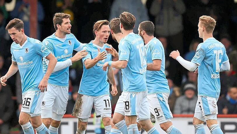 Nehmen Ende Februar den Ligabetrieb wieder auf: Die Profis des TSV 1860. Nehmen Ende Februar den Ligabetrieb wieder auf: Die Profis des TSV 1860.