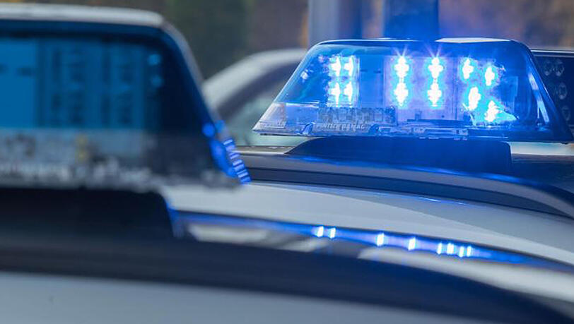 Bei einer Autokontrolle entdeckte die Polizei Sturmhauben und Handschuhe. Bei einer Autokontrolle entdeckte die Polizei Sturmhauben und Handschuhe.