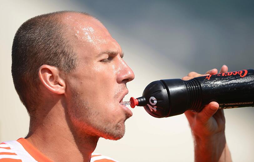 Nächste Runde im Trainingslager: Am vierten Tag schwitzen die Spieler des FC Bayern in der Sonne.