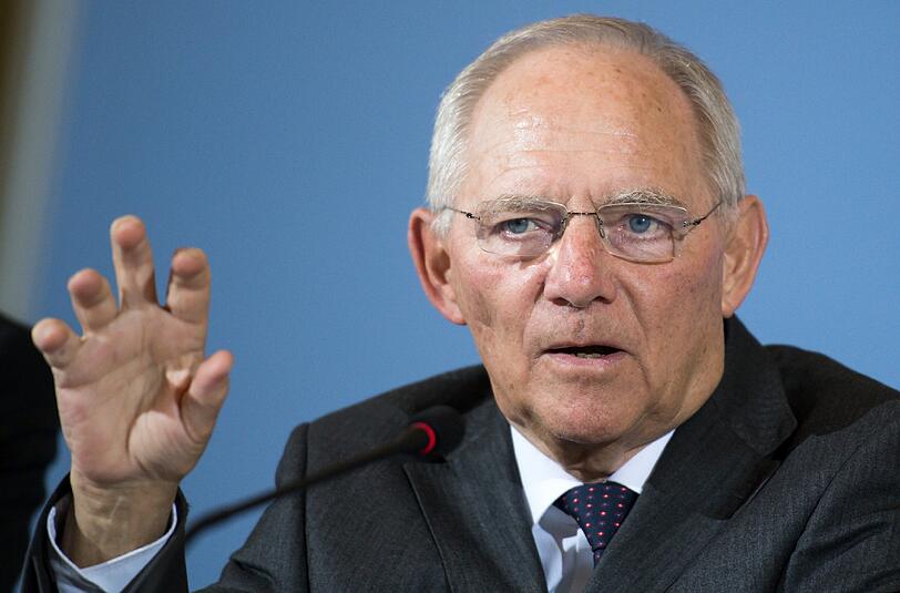 Wolfgang Schäuble (CDU) plant den Grundfreibetrag anzuheben