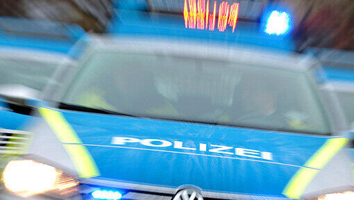 Die Polizei im Einsatz (Symbolfoto) Die Polizei im Einsatz (Symbolfoto)