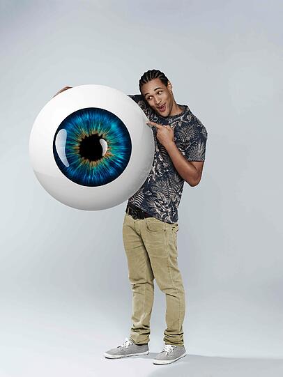 Durch YouTube wurde er zum Star. Jetzt will Desue im "Promi Big Brother"-Haus die Langeweile vertreiben.