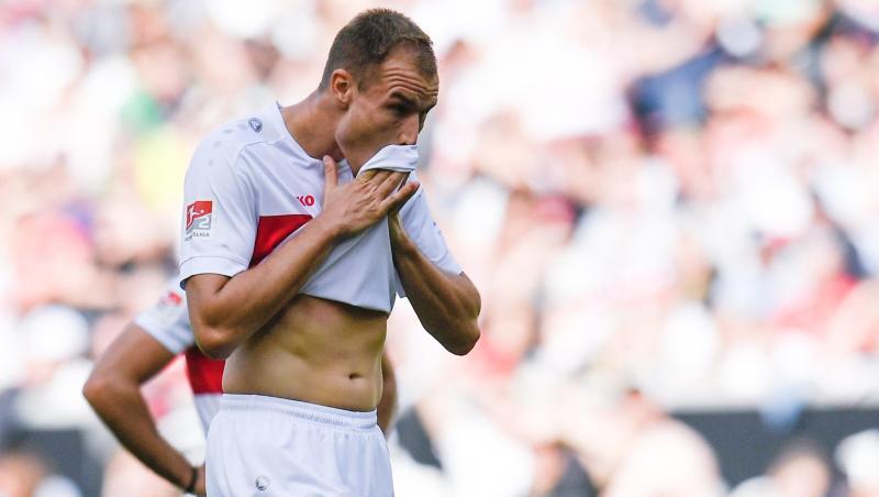 Erwies seinem Team einen Bärendienst: Stuttgarts Verteidiger Holger Badstuber. Erwies seinem Team einen Bärendienst: Stuttgarts Verteidiger Holger Badstuber.