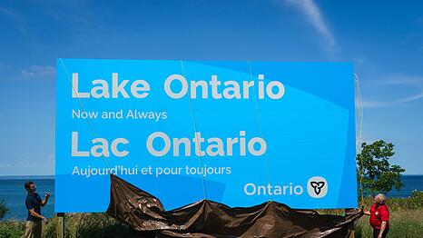 F&uuml;r Doug Ford ist klar: Der Grenzsee wird immer Lake Ontario hei&szlig;en.