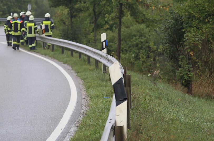 Bei einem Unfall bei Schwindegg hat sich eine Fahranfängerin mehrmals überschlagen.