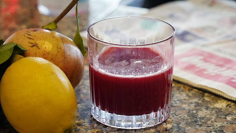 Vitamin-Tipp der Pastore-Brüder im November: Granatapfelsaft. Vitamin-Tipp der Pastore-Brüder im November: Granatapfelsaft.