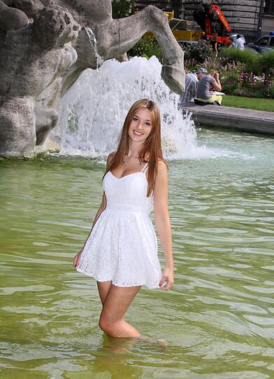 Am Klavier ist Nathalie Maier talentiert. Jetzt hat Sie es in die Top 30 geschafft: Ihre Bilder vom Shooting hier zum Durchklicken.
