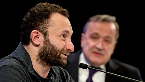 Bester Laune: Nikolaus Bachler und Kirill Petrenko bei der Vorstellung des Spielplans der nächsten Saison.