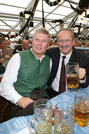 OB Dieter Reiter und Christian Ude im Schottenhammel