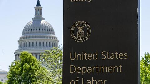 Seit Mitte März haben USA-weit mehr als 42 Millionen Menschen ihren Job verloren.