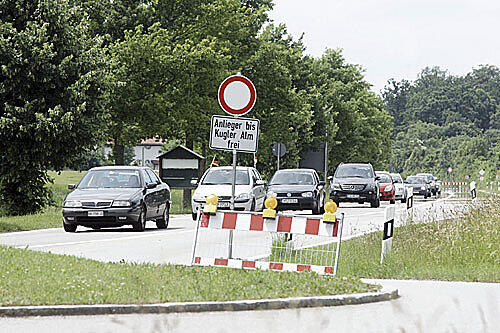 Die Kreisstraße von Oberhaching nach Grünwald: Hier wird umgeleitet &ndash; und das über eine Strecke von 33 Kilometern.
