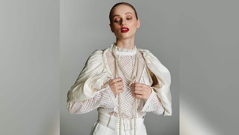 Schnell gestylt und große Wirkung: Monochrome Outfits liegen jetzt im Trend.