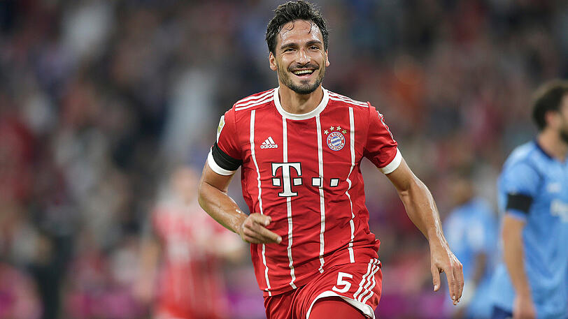 Mats Hummels gerät ins Schwärmen bei Yunus Mallis Pass.