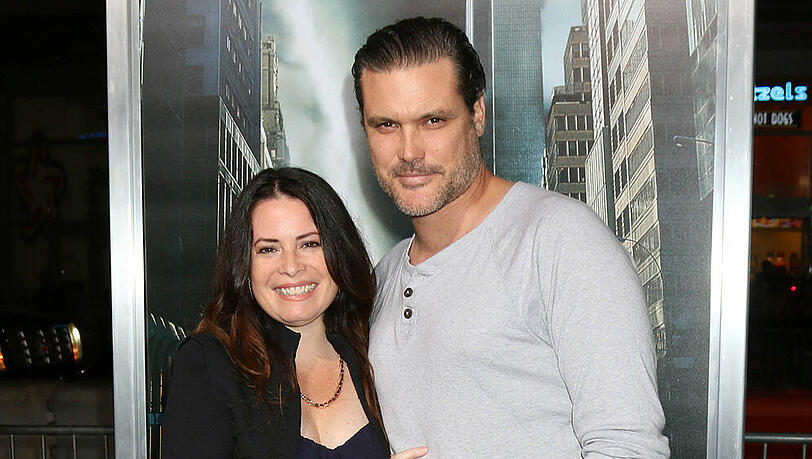 Holly Marie Combs und Mike Ryan verlobten sich im Jahr 2017 Holly Marie Combs und Mike Ryan verlobten sich im Jahr 2017