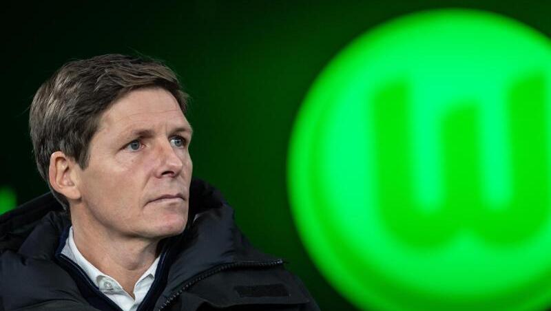 Trainer Oliver Glasner hatte die Wolfsburger Spieler zuletzt kritisiert. Trainer Oliver Glasner hatte die Wolfsburger Spieler zuletzt kritisiert.