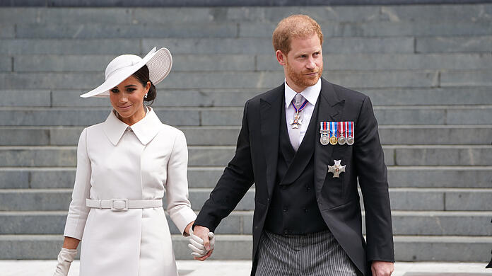 Meghan und Harry nahmen an der Dankesmesse für Queen Elizabeth teil.