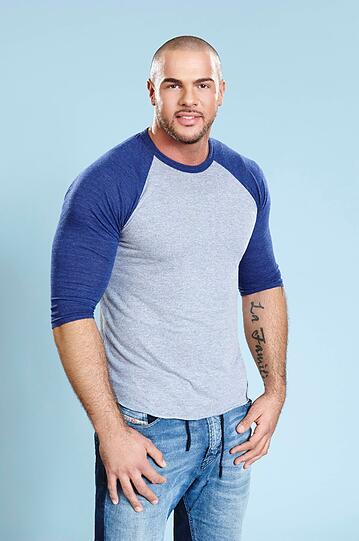 Manuel: Alter: 28, Stadt: Essen, Beruf: Bodyguard, Personal Trainer, Beziehungsstatus: Single