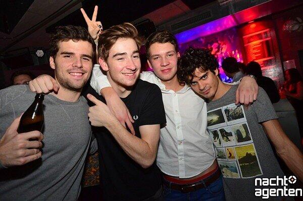 Die besten Party-Bilder vom Samstag. Hier im Harry Klein.
