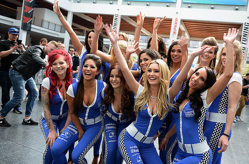 Die Finalistinnen der "Miss Tuning"-Wahl.