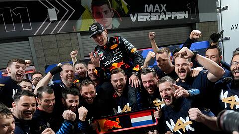 Die internationale Presse feierte den alten und neuen Champion