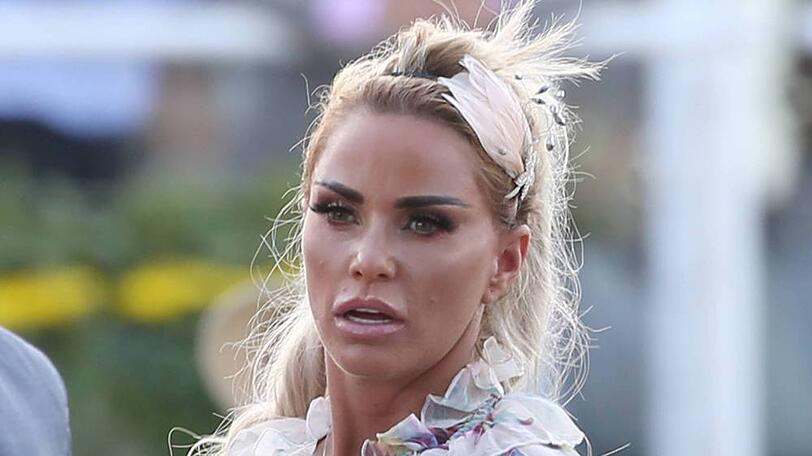 Katie Price, wenige Tage vor dem Facelift in Istanbul.