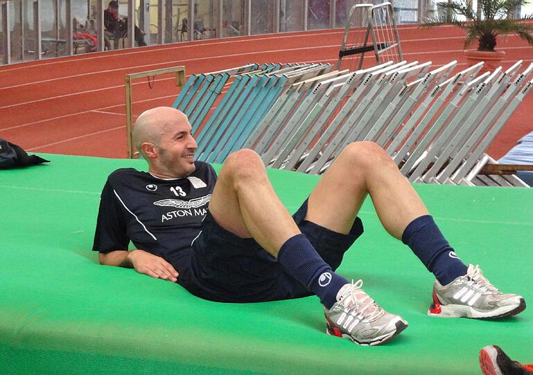 Die Löwen testeten am Donnerstagmorgen beim Laktattest in der Werner-von-Linde Halle ihre Fitness. Trainer Maurer freut sich auf die Ergebnisse und kann sich denken, welcher Spieler am besten abschneidet - Die Bilder.