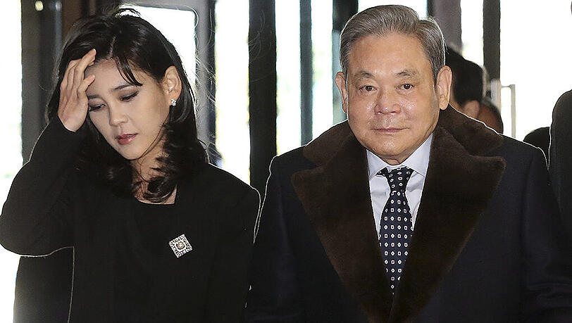 Die Schöne und das Phantom: Samsung-Boss Lee Kun-hee liegt seit 2014 im Krankenhaus, Tochter Boo-jin sorgt mit ihrer Scheidung für Wirbel.