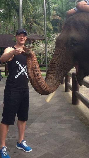 Manuel Neuer trifft auf einen ganz Großen der anderen Art.