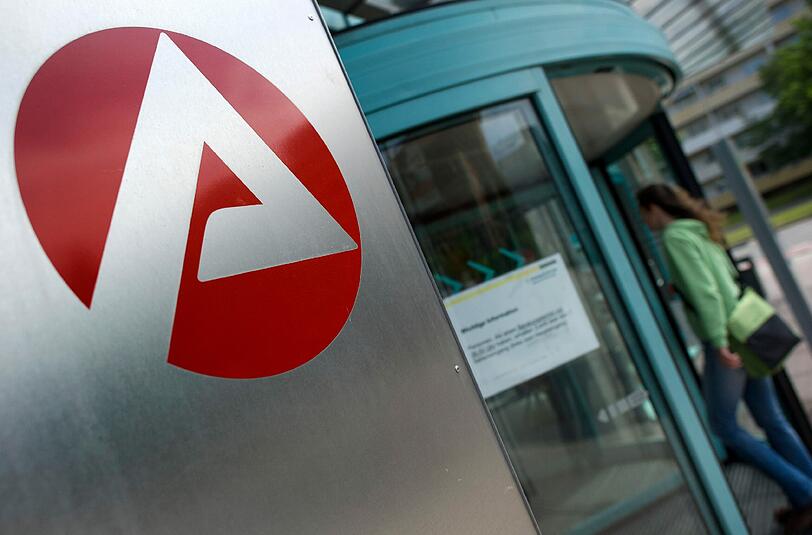 Knapp 251 700 Menschen waren bayernweit ohne Job, das sind fast 10 000 mehr als im November.