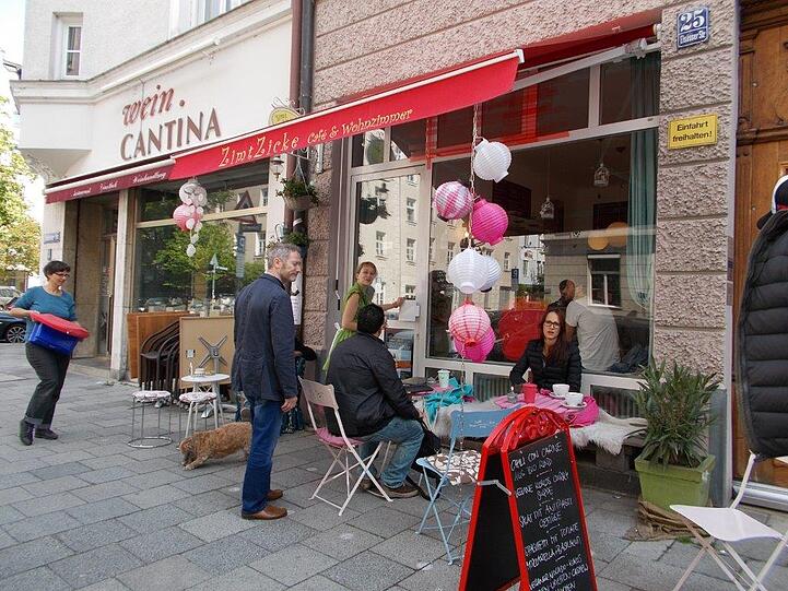 Schöne Stunden hat die Az-Leserin im Café Zimtzicke in der Elsässer Straße erlebt.
