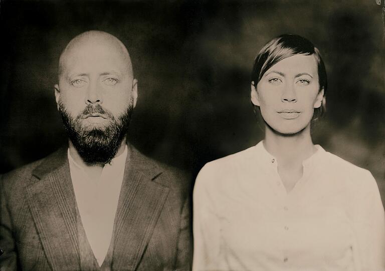 Die Geschwister Eva und Philipp Milner.