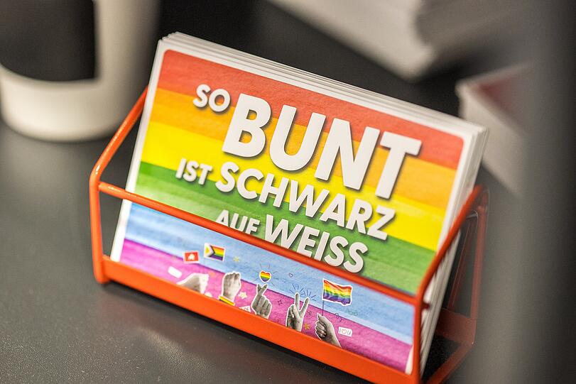 So bunt ist schwarz auf weiß. Diese Aussage prägt auch unsere offene und liberale Firmenkultur.
