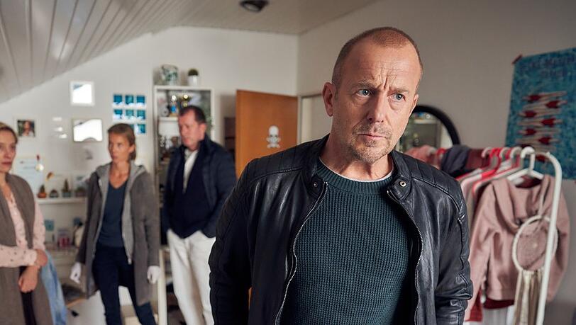 "Ein Mädchen wird vermisst": Ingo Thiel (Heino Ferch) hat die Ermittlungen übernommen. "Ein Mädchen wird vermisst": Ingo Thiel (Heino Ferch) hat die Ermittlungen übernommen.