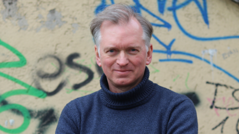 Kabarettist Christian Springer.