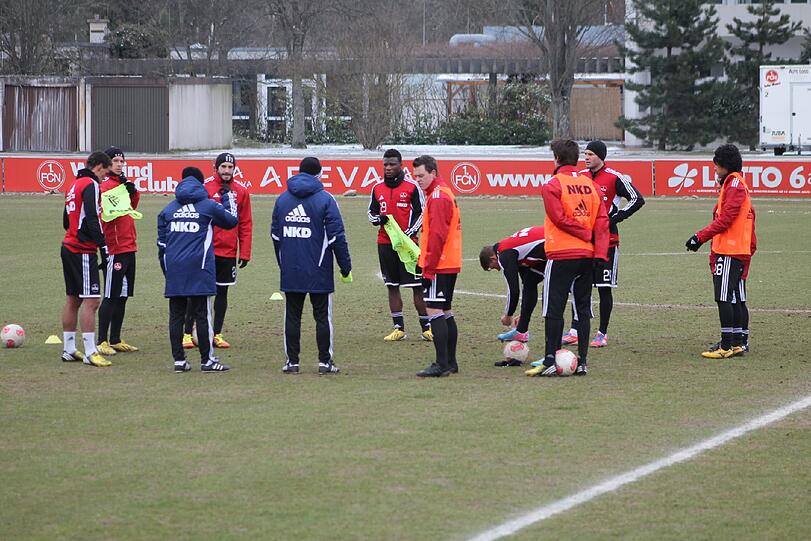 Zum Auftakt der neuen Trainingswoche fanden sich zumindest elf Spieler ein.