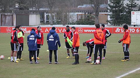 Zum Auftakt der neuen Trainingswoche fanden sich zumindest elf Spieler ein.