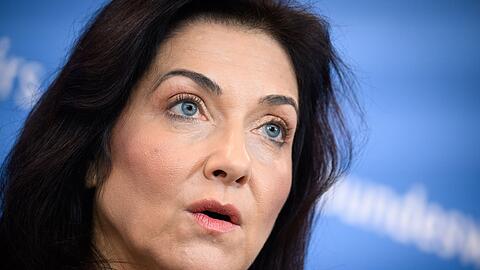 Ministerin Reiche plant Einschnitte.