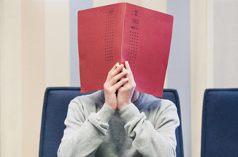 Der 33-Jährige soll seinen Kopf mit Mullbinden umwickelt und zwei Banken überfallen haben. Dabei wurden 8500 Euro erbeutet. Foto: Marcel Kusch