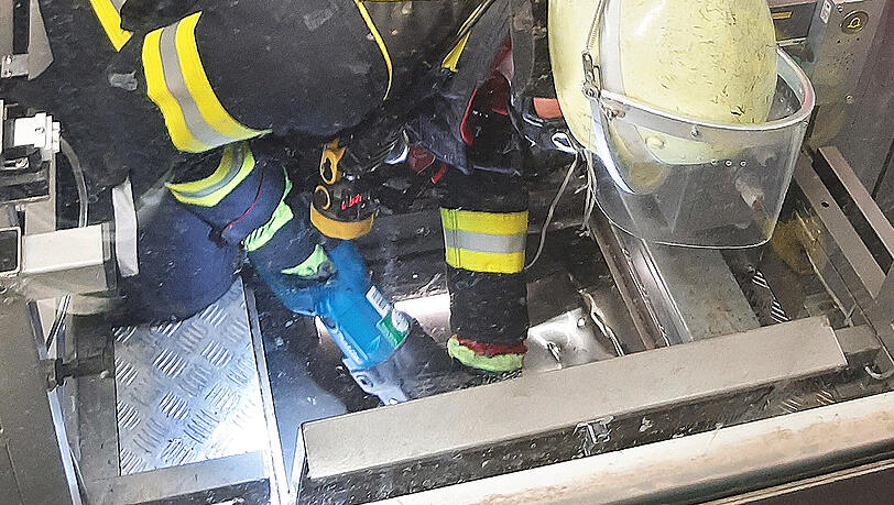 Zum zweiten Mal binnen vier Tage musste die Feuerwehr Personen befreien, die in einem Aufzug am Ostbahnhof steckengeblieben sind.