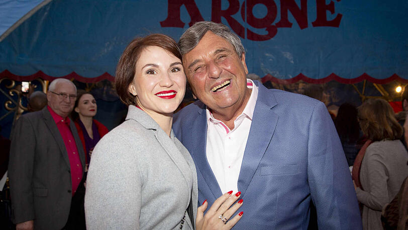 Peter Pongratz mit seiner 40 Jahre jüngeren Freundin Elen.
