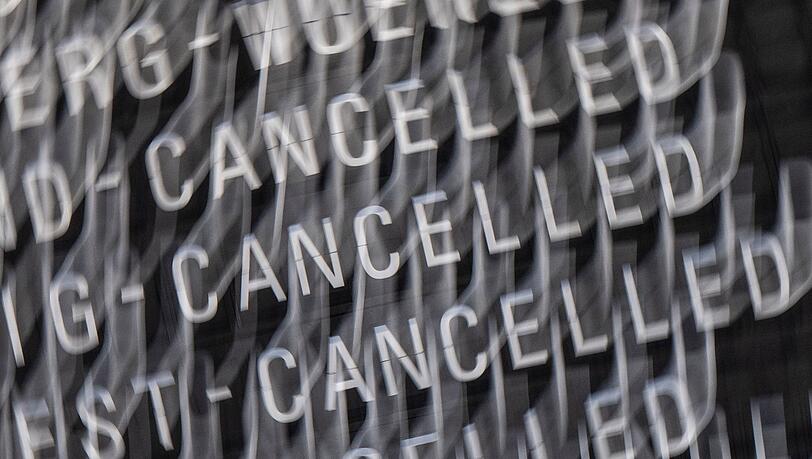 Im vergangenen Jahr sind weniger Beschwerden bei der Schlichtungsstelle Reise und Verkehr eingegangen. (Archivbild)